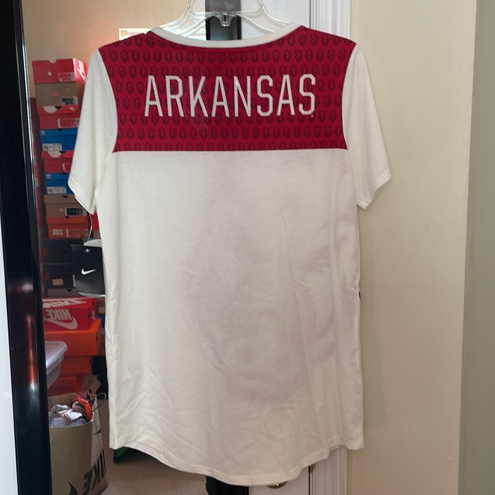 Womens Arkansas Razorbacks tshirt - Picture 2 of 3